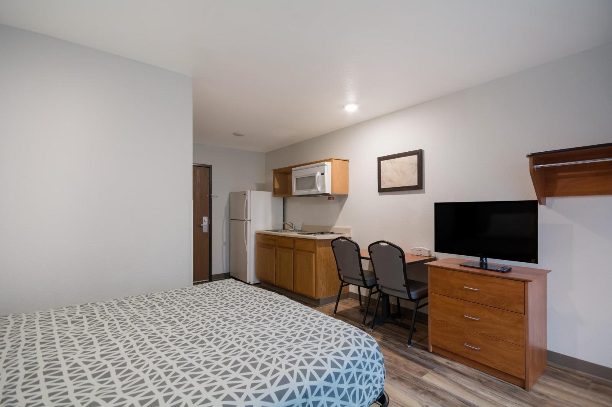 Woodspring Suites Lexington Southeast Экстерьер фото