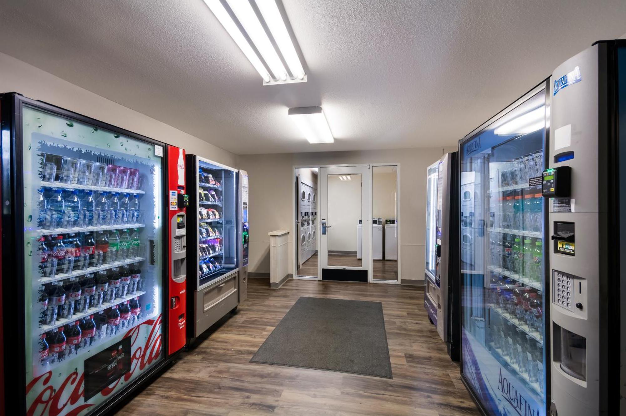 Woodspring Suites Lexington Southeast Экстерьер фото