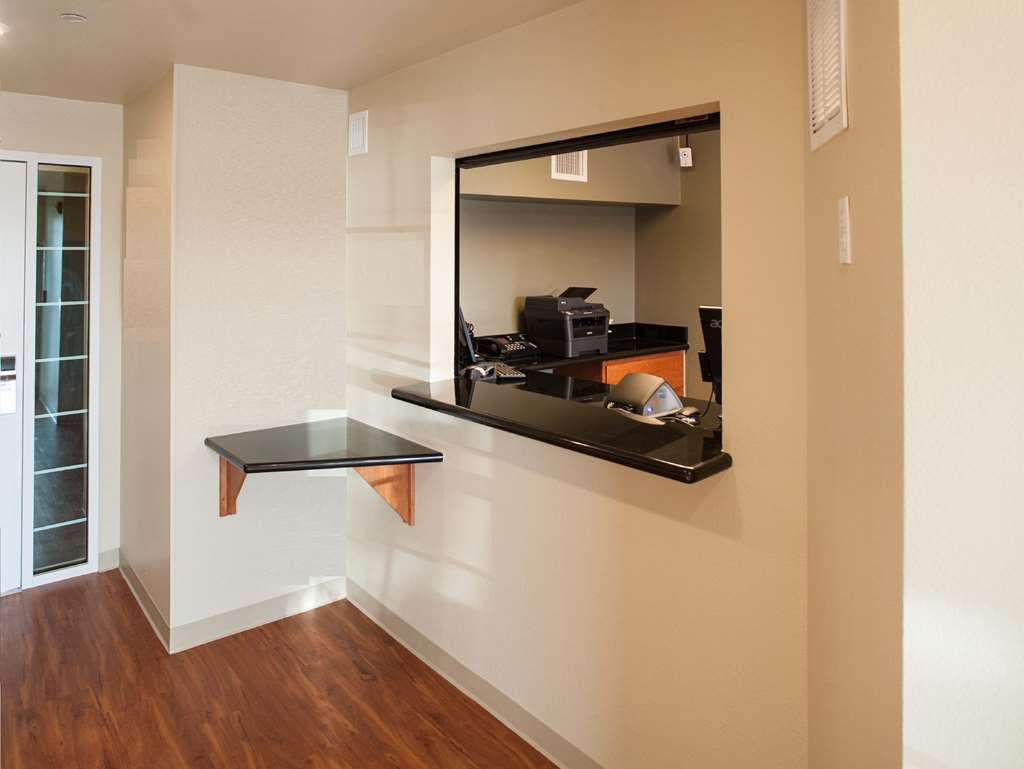 Woodspring Suites Lexington Southeast Интерьер фото