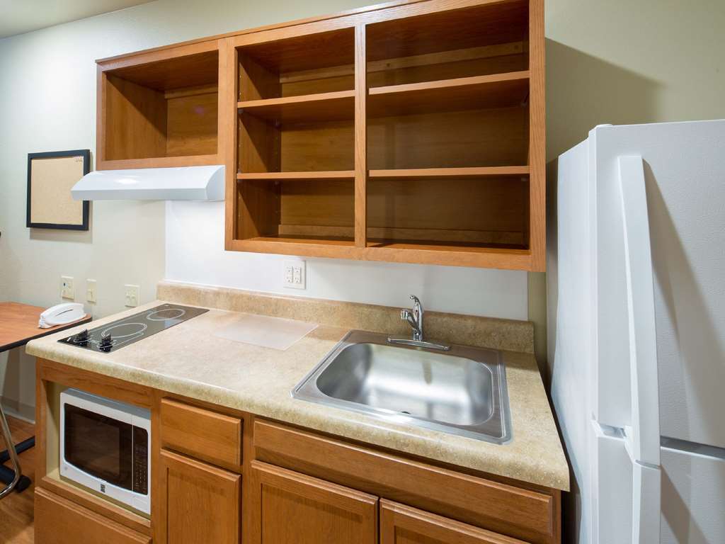 Woodspring Suites Lexington Southeast Номер фото