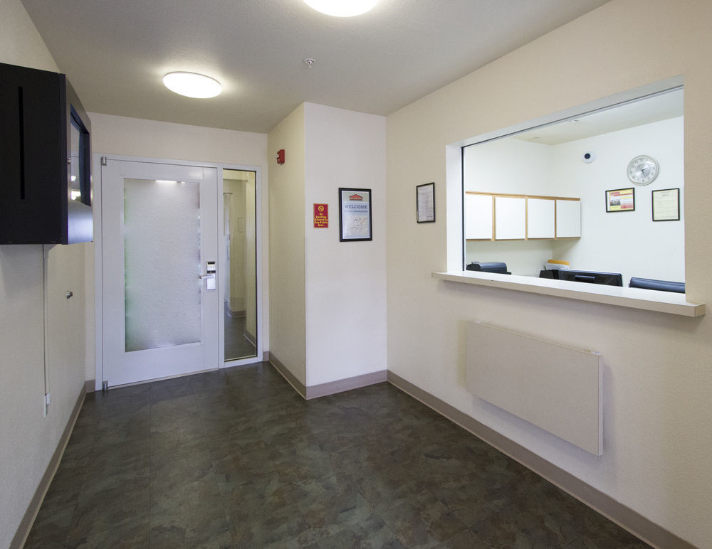 Woodspring Suites Lexington Southeast Экстерьер фото